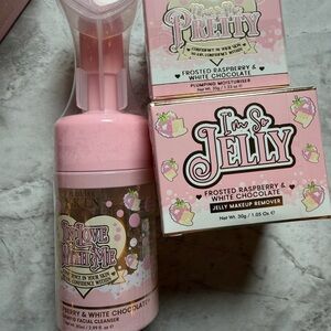 P.louise Obsessed for Less Skin Care Set in Frosted Raspberry & White Chocolate